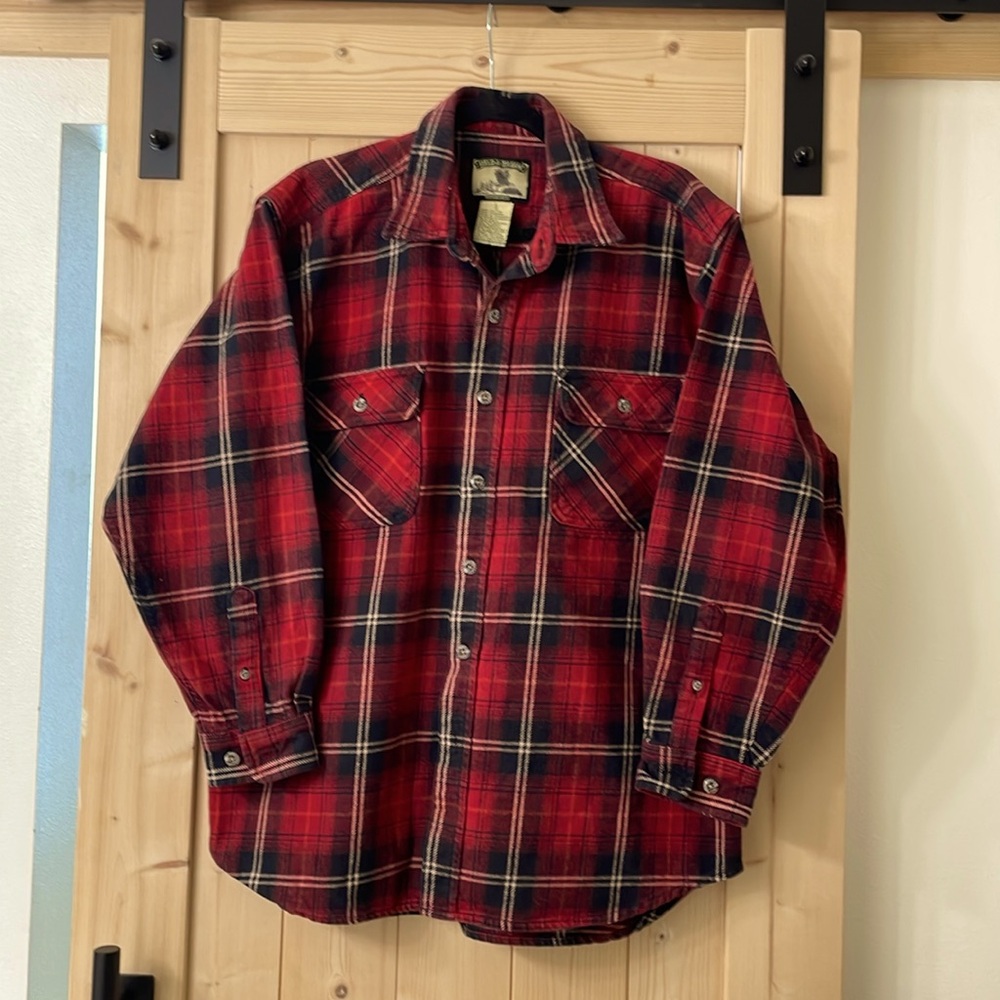Vintage men’s Field and Stream flannel.